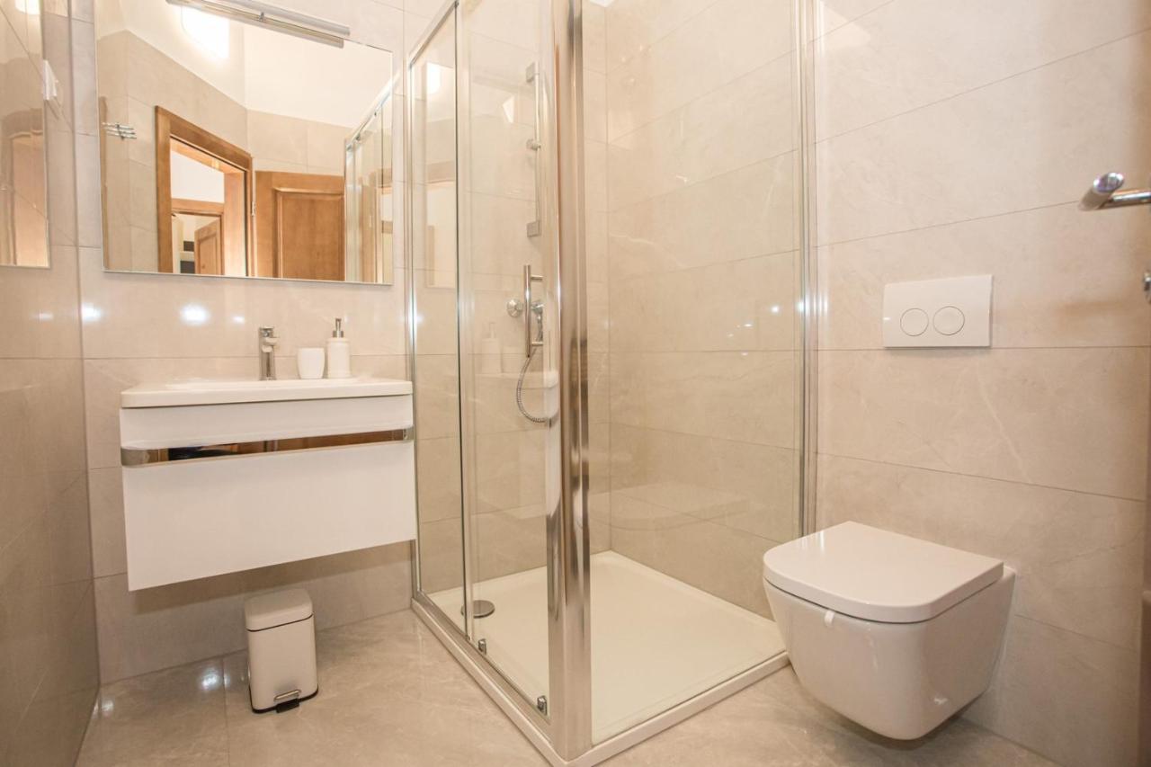 Holiday Home Camellia Πόρετς Εξωτερικό φωτογραφία